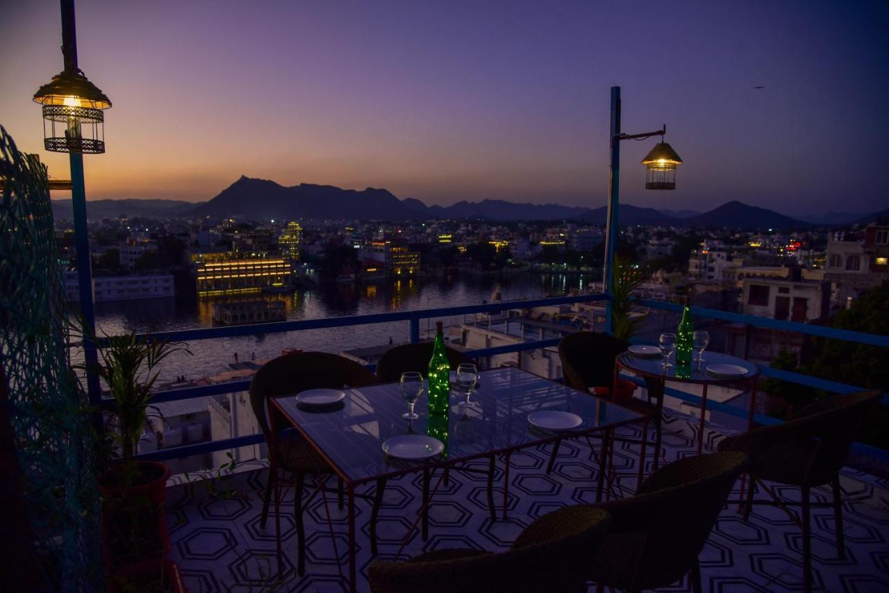 Hotel Casa By The Lake Udaipur Esterno foto