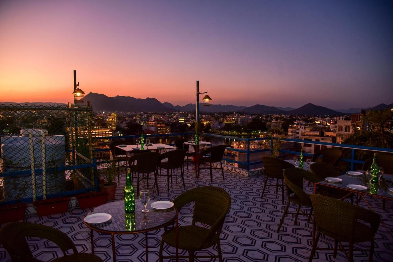 Hotel Casa By The Lake Udaipur Esterno foto