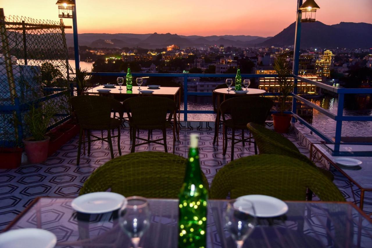 Hotel Casa By The Lake Udaipur Esterno foto