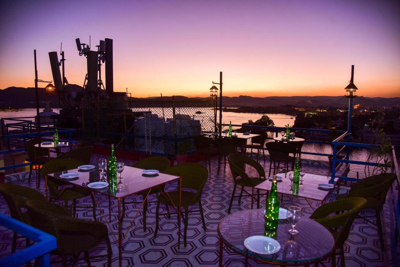 Hotel Casa By The Lake Udaipur Esterno foto